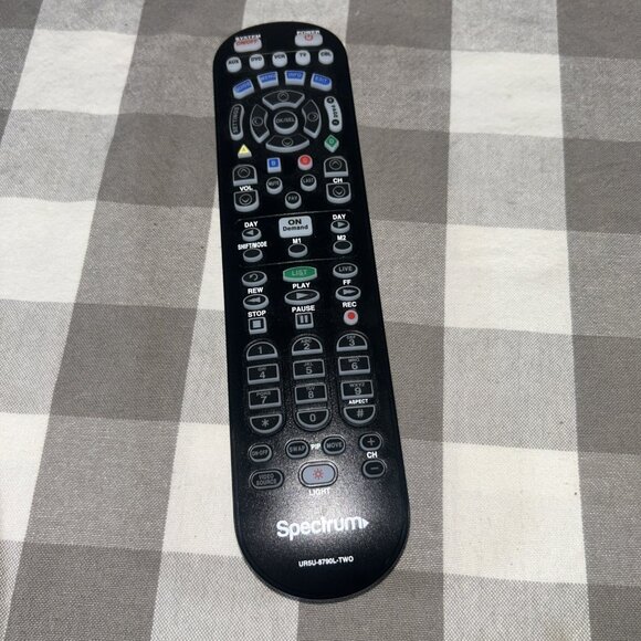 Spectrum Universal Remote Control UR5U-8790L-TWO black - Picture 2 of 5